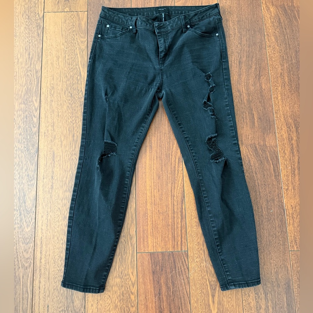 Y2K Low Rise Black Distressed Women's Jeans Size 32